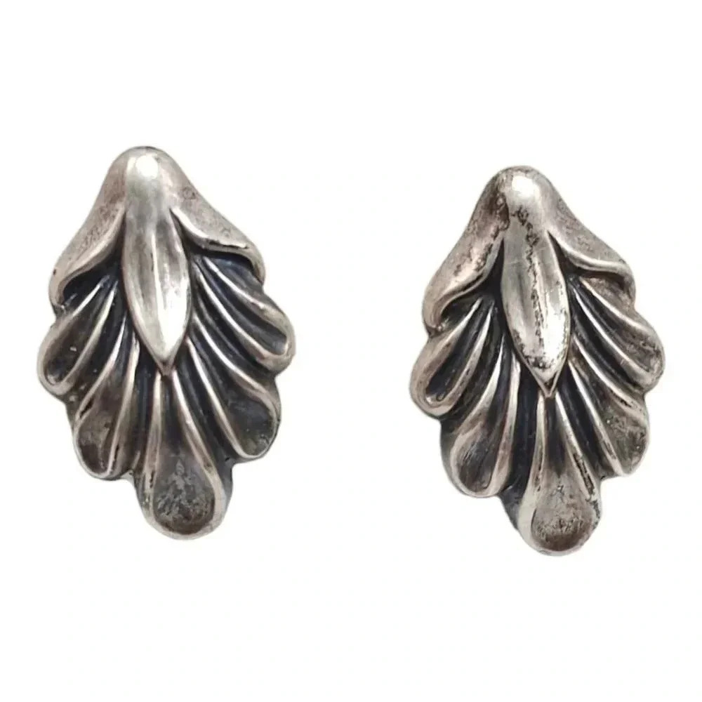 Silver Plate Leaf Style Screw Back Clip-on Earrings Vintage Art Nouveau